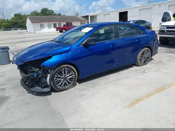 3KPF54AD2RE776218 2024 KIA FORTE - Image 2