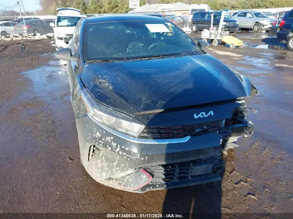 3KPF54AD2RE778485 2024 KIA FORTE - Image 1