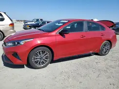 3KPF54AD2RE780608 2024 KIA FORTE
