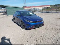 3KPF54AD2RE780933 2024 KIA FORTE
