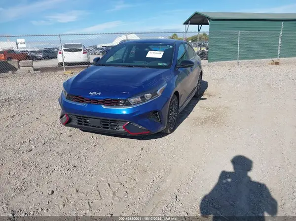 3KPF54AD2RE780933 2024 KIA FORTE - Image 2