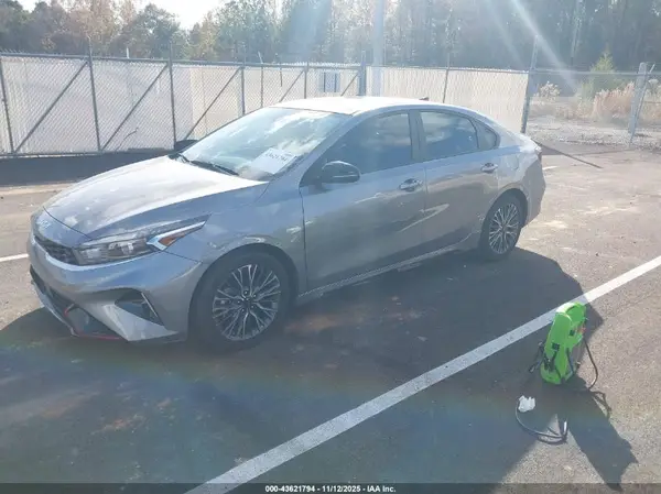 3KPF54AD2RE782956 2024 KIA FORTE - Image 2