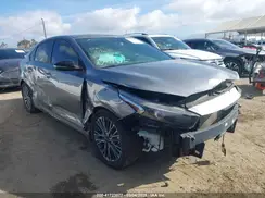 3KPF54AD2RE785646 2024 KIA FORTE