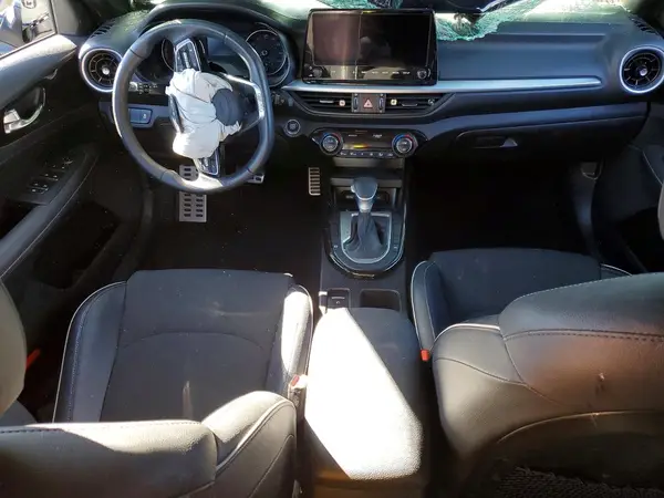 3KPF54AD2RE786599 2024 KIA FORTE - Image 8