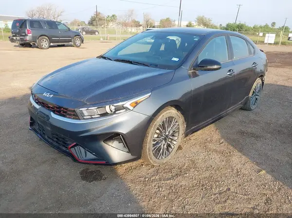 3KPF54AD2RE787767 2024 KIA FORTE - Image 2