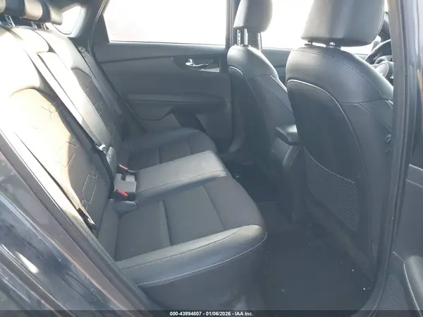 3KPF54AD2RE787767 2024 KIA FORTE - Image 8