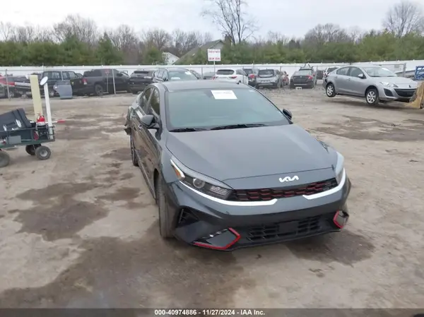 3KPF54AD2RE808021 2024 KIA FORTE - Image 1