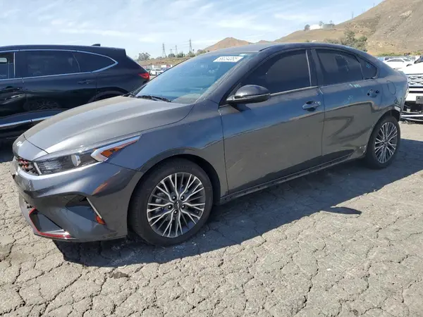 3KPF54AD2RE812604 2024 KIA FORTE - Image 1
