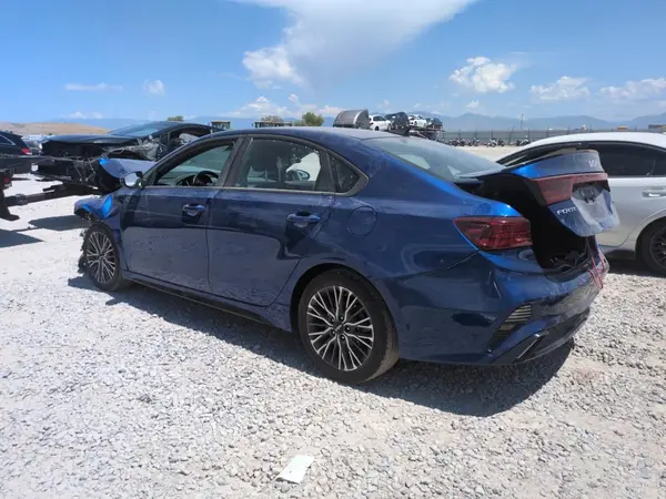 3KPF54AD2RE813204 2024 KIA FORTE - Image 2