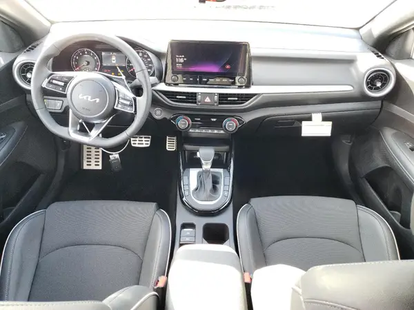 3KPF54AD2RE815244 2024 KIA FORTE - Image 8