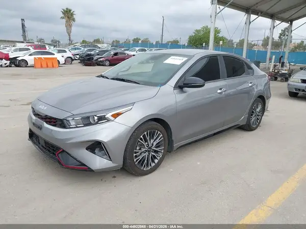 3KPF54AD2RE819729 2024 KIA FORTE - Image 2