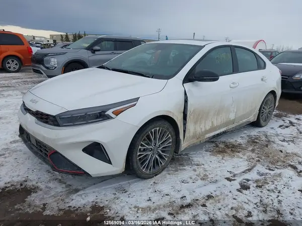 3KPF54AD2RE821500 2024 KIA FORTE - Image 2