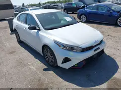 3KPF54AD2RE823635 2024 KIA FORTE