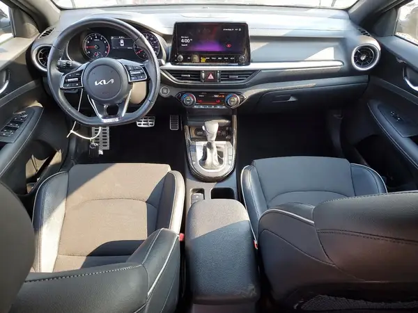3KPF54AD2RE825515 2024 KIA FORTE - Image 8