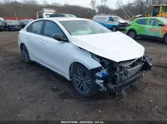 3KPF54AD2RE830729 2024 KIA FORTE