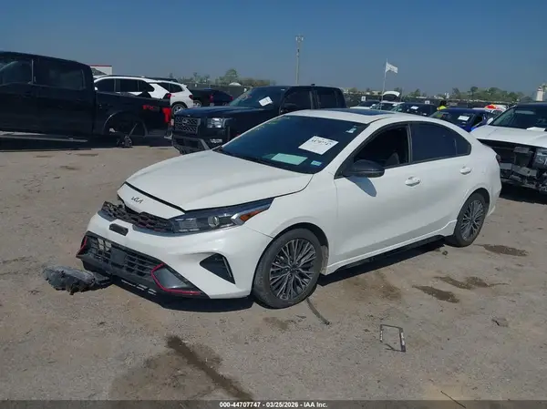3KPF54AD2RE834487 2024 KIA FORTE - Image 2