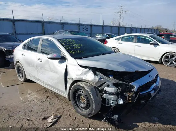 3KPF54AD3KE021696 2019 KIA FORTE - Image 1