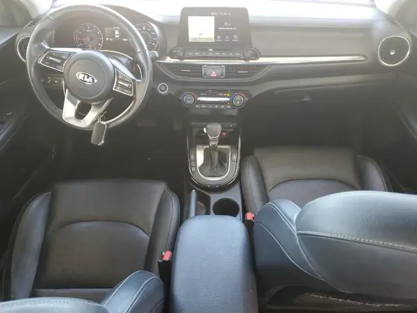 3KPF54AD3KE068257 2019 KIA FORTE - Image 8