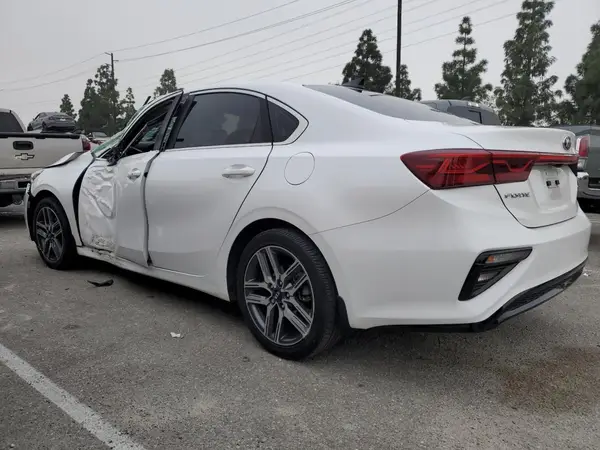 3KPF54AD3KE097063 2019 KIA FORTE - Image 2