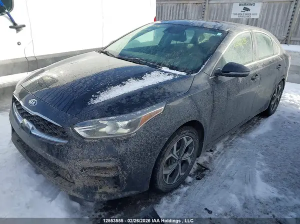 3KPF54AD3KE101578 2019 KIA FORTE - Image 2
