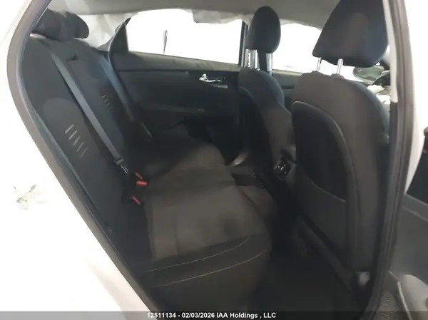 3KPF54AD3KE121801 2019 KIA FORTE - Image 8