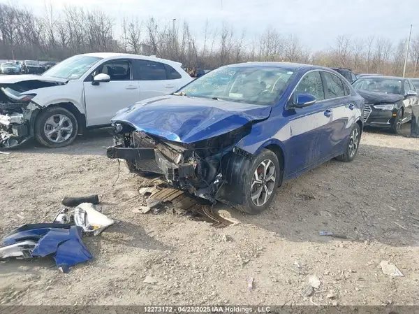 3KPF54AD3KE124312 2019 KIA FORTE - Image 2