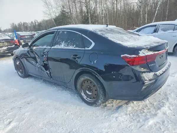3KPF54AD3KE130532 2019 KIA FORTE - Image 2