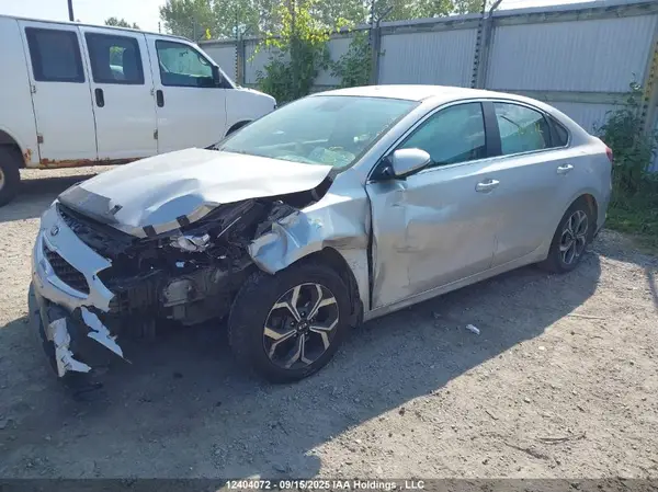 3KPF54AD3LE180039 2020 KIA FORTE - Image 2