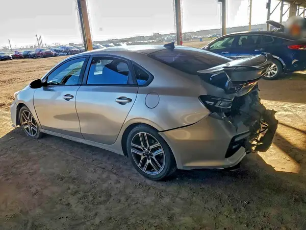 3KPF54AD3LE210107 2020 KIA FORTE - Image 2