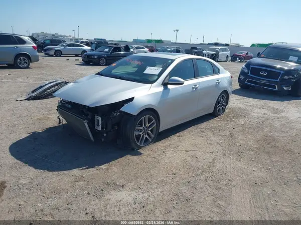 3KPF54AD3LE211449 2020 KIA FORTE - Image 2