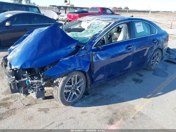 3KPF54AD3ME310158 2021 KIA FORTE - Image 2