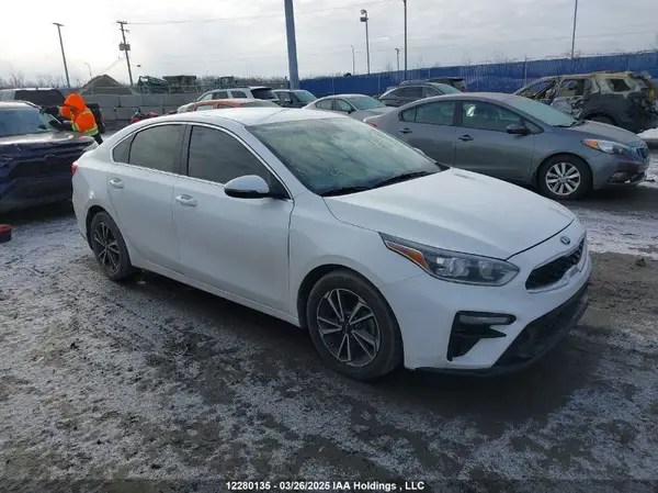 3KPF54AD3ME370635 2021 KIA FORTE - Image 1