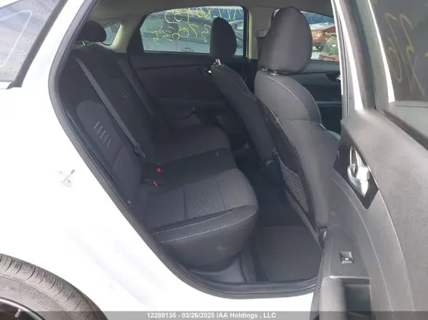 3KPF54AD3ME370635 2021 KIA FORTE - Image 8