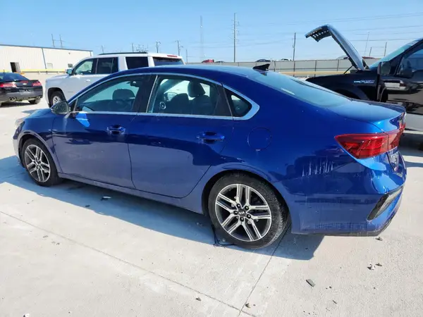 3KPF54AD3ME373888 2021 KIA FORTE - Image 2