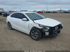 3KPF54AD3ME390075 2021 KIA FORTE