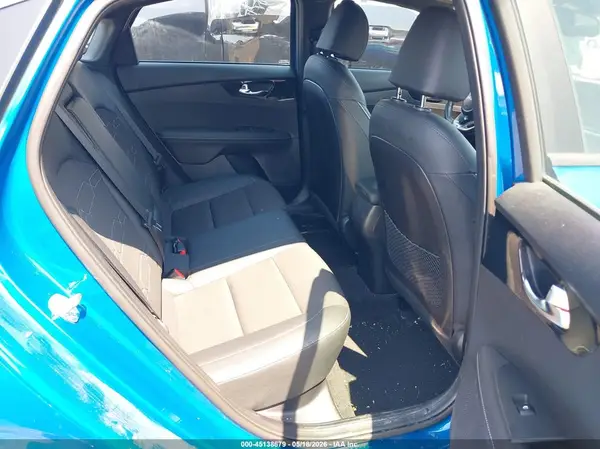 3KPF54AD3NE427790 2022 KIA FORTE - Image 8