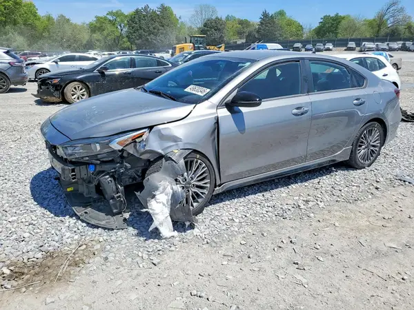 3KPF54AD3NE433184 2022 KIA FORTE - Image 1