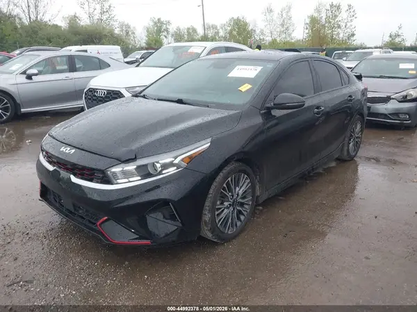 3KPF54AD3NE442385 2022 KIA FORTE - Image 2