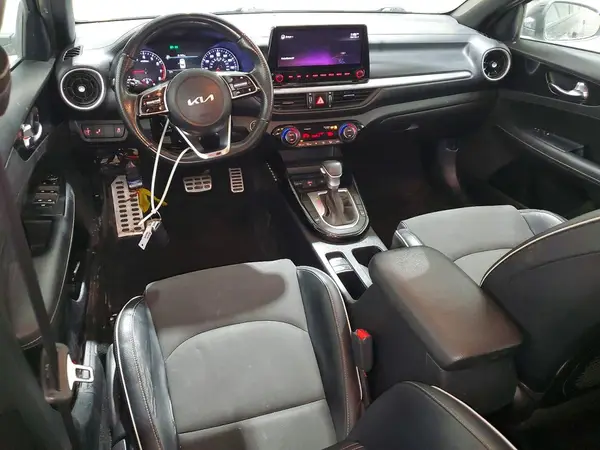 3KPF54AD3NE446324 2022 KIA FORTE - Image 8