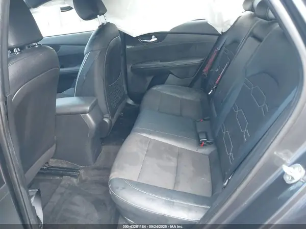 3KPF54AD3NE449739 2022 KIA FORTE - Image 8