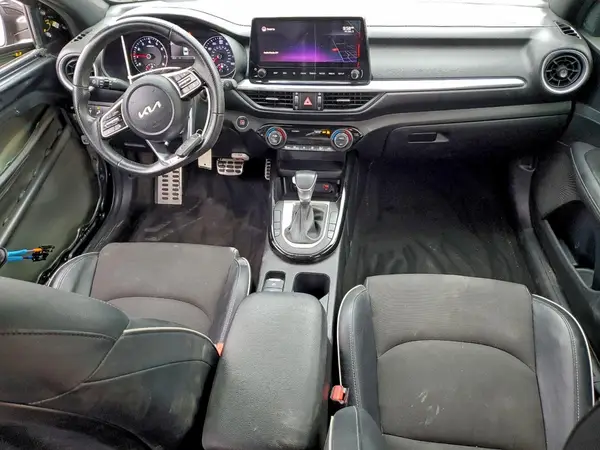 3KPF54AD3NE451555 2022 KIA FORTE - Image 8