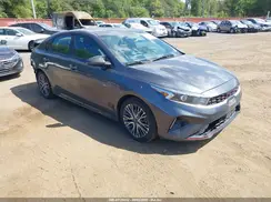 3KPF54AD3NE452365 2022 KIA FORTE