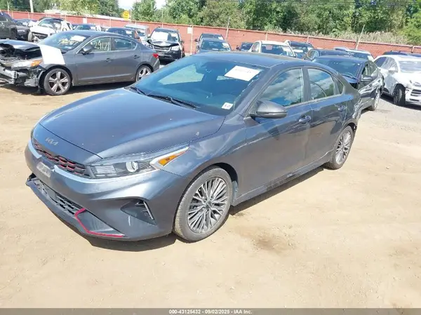 3KPF54AD3NE452365 2022 KIA FORTE - Image 2