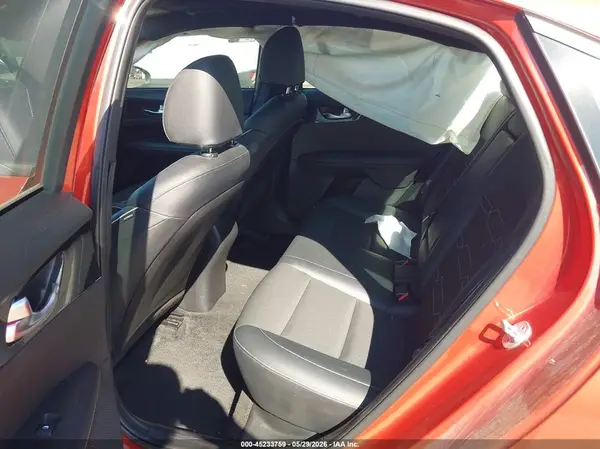 3KPF54AD3NE453628 2022 KIA FORTE - Image 8