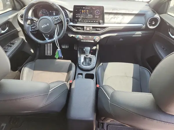 3KPF54AD3NE489416 2022 KIA FORTE - Image 8