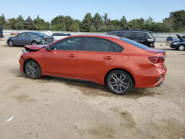 3KPF54AD3NE490985 2022 KIA FORTE - Image 2