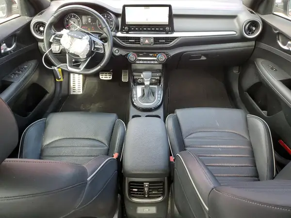 3KPF54AD3NE490985 2022 KIA FORTE - Image 8