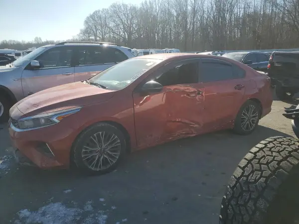 3KPF54AD3NE491845 2022 KIA FORTE - Image 1