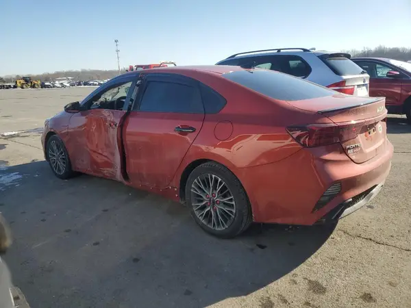3KPF54AD3NE491845 2022 KIA FORTE - Image 2
