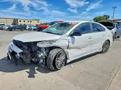 3KPF54AD3NE493854 2022 KIA FORTE